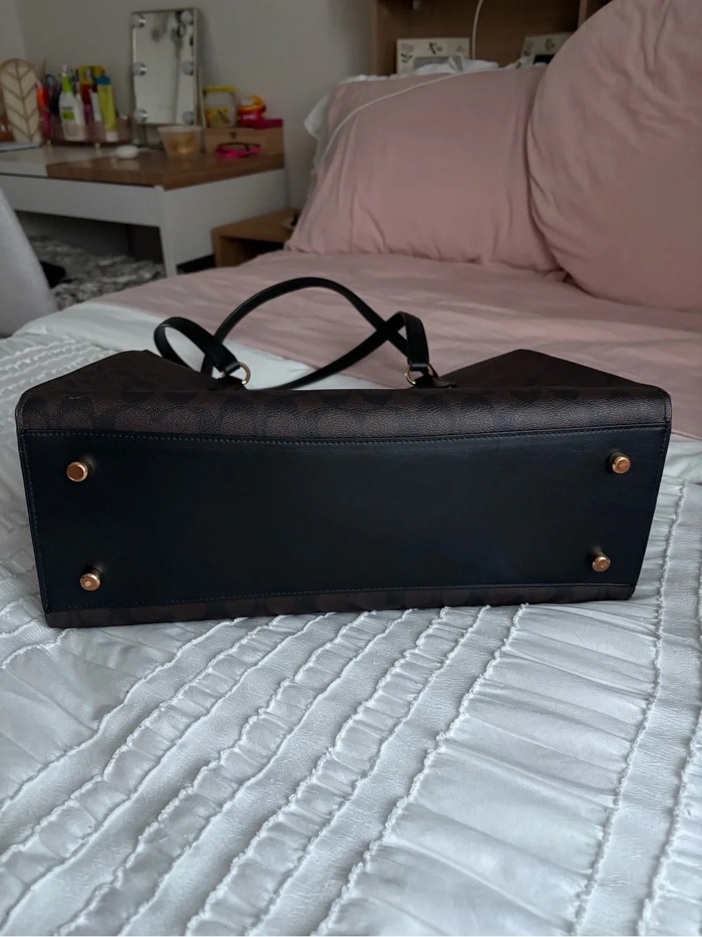 Coach signature tote